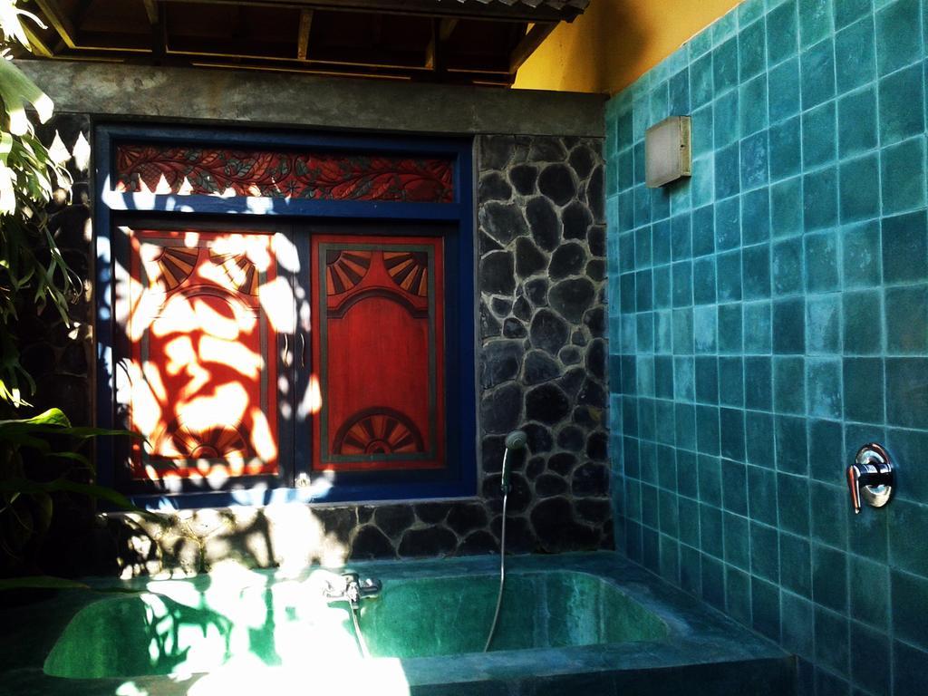 Bebek Biru Hotel Sidemen  Eksteriør billede